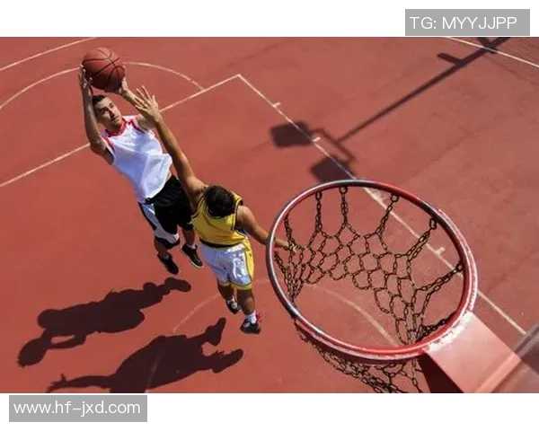 明星篮球包的魅力与实用性解析让你在球场上尽显风采